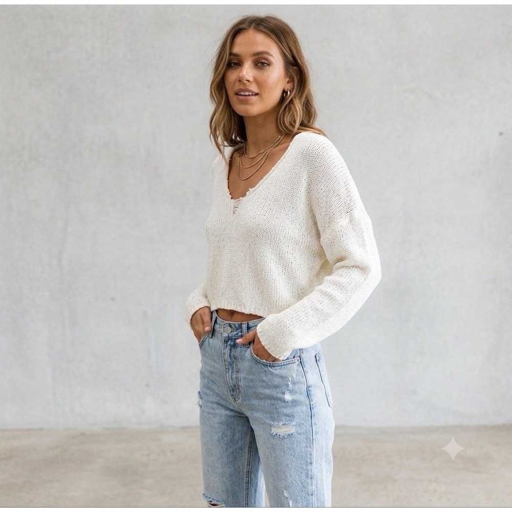 Princess Polly Women's Cream Distressed Cropped Knit Sweater Size XS/S
